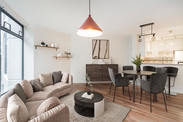 205 - 4505 Hazel Street