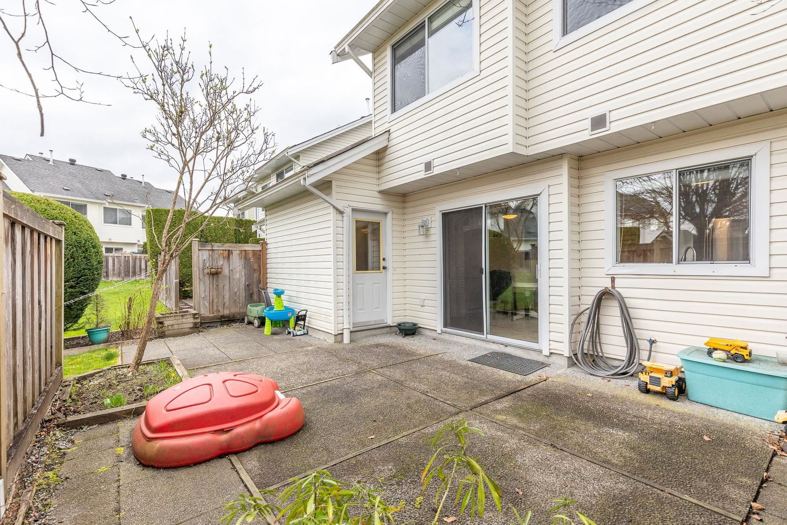 Listing Image 11
