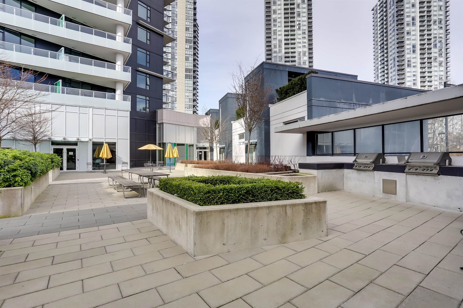 Listing Image 25