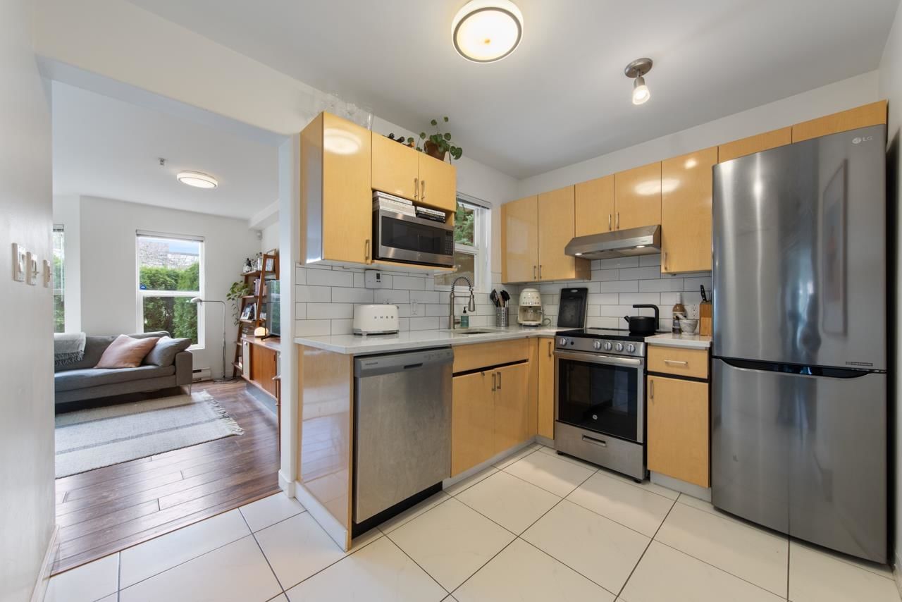 Listing Image 9