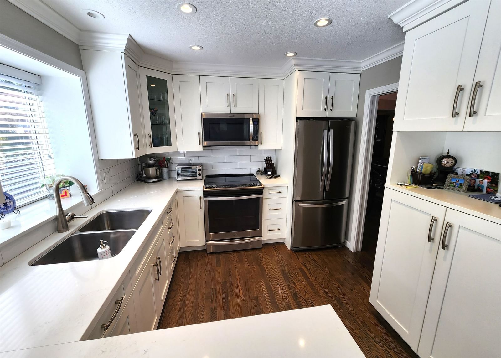 Listing Image 13