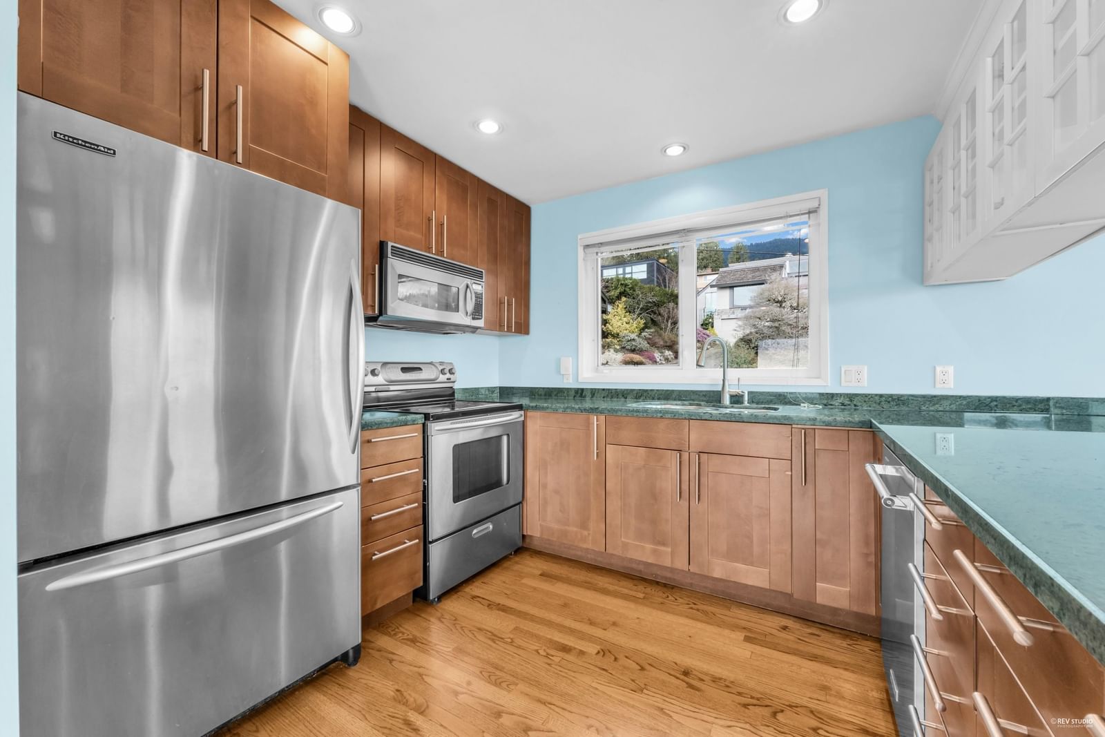 Listing Image 18