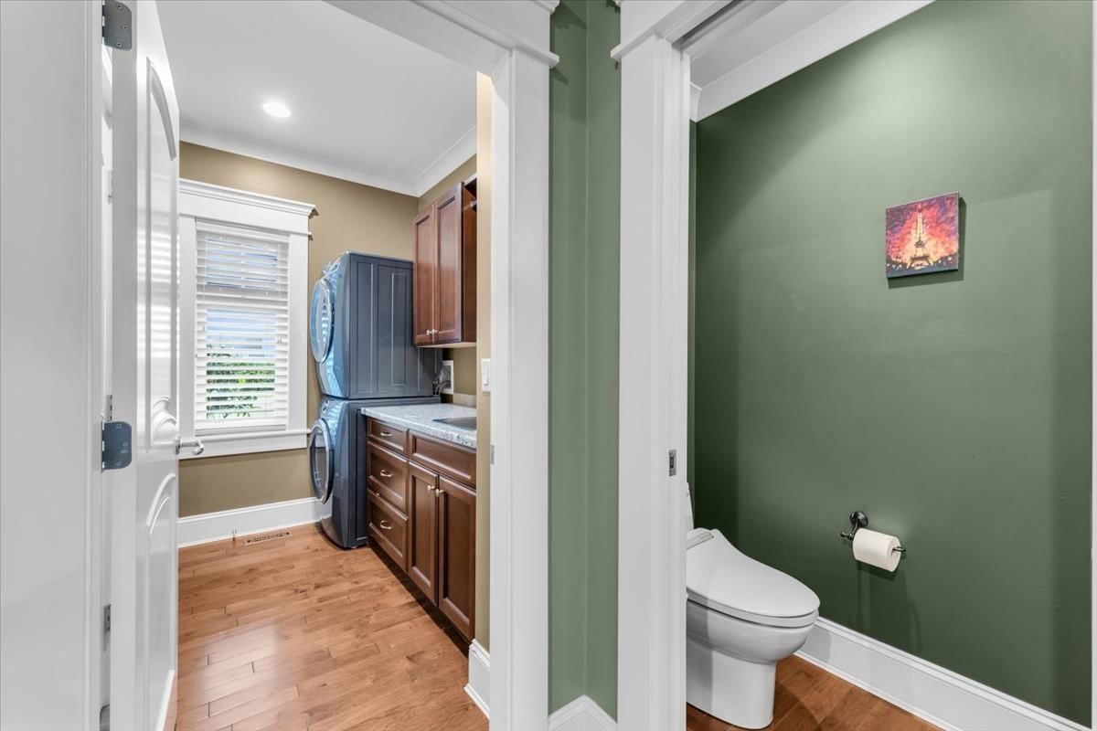 Listing Image 16
