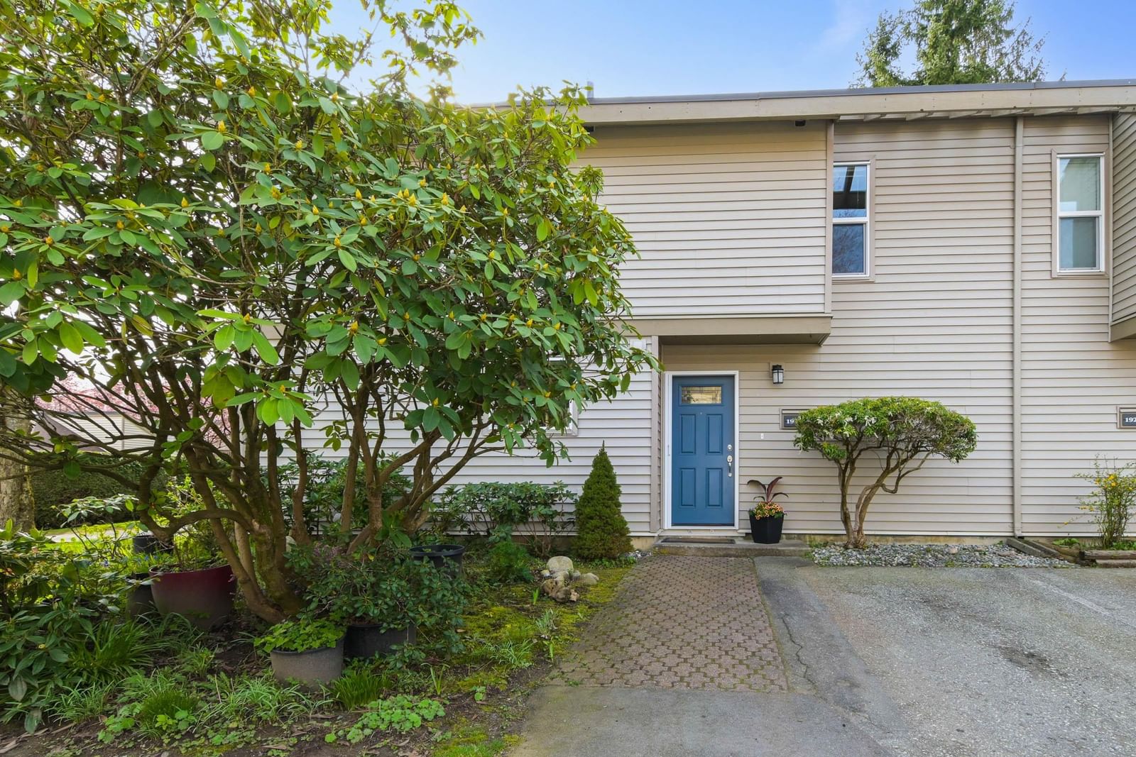 Listing Image 24
