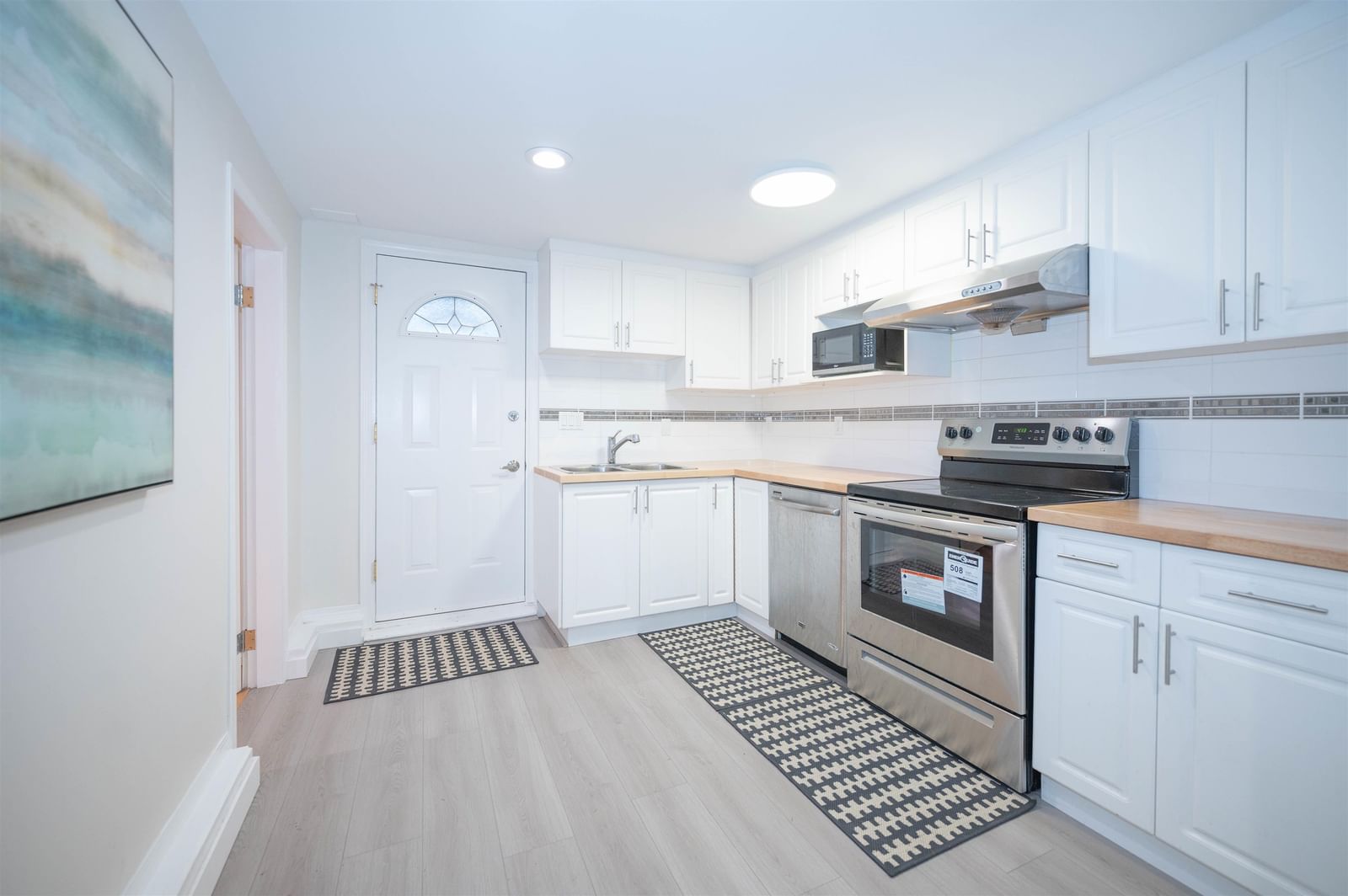 Listing Image 15
