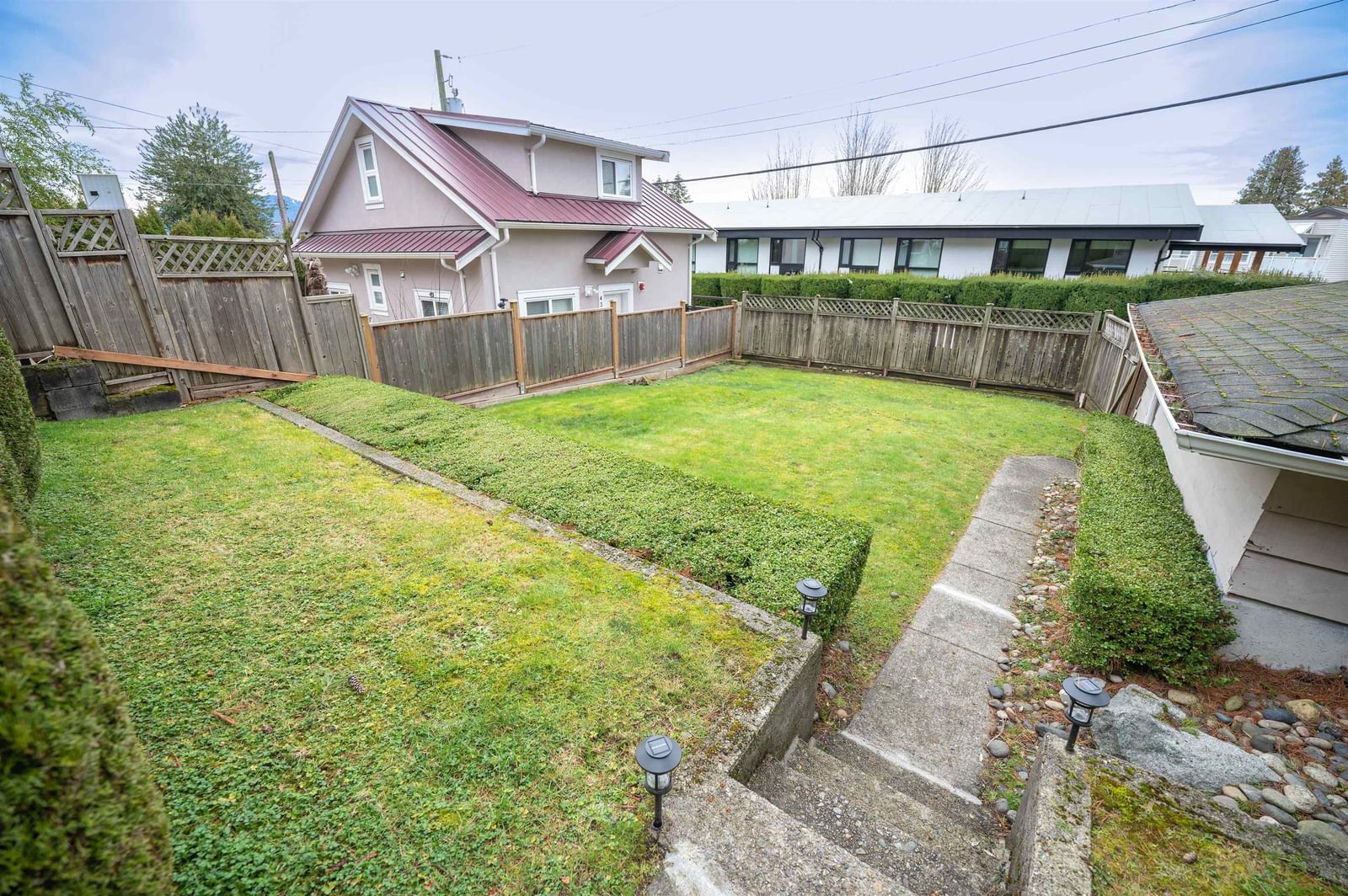 Listing Image 20