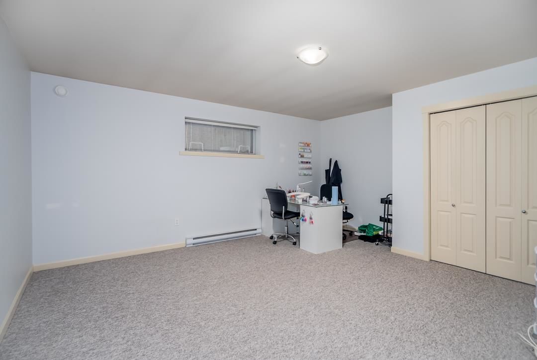 Listing Image 25