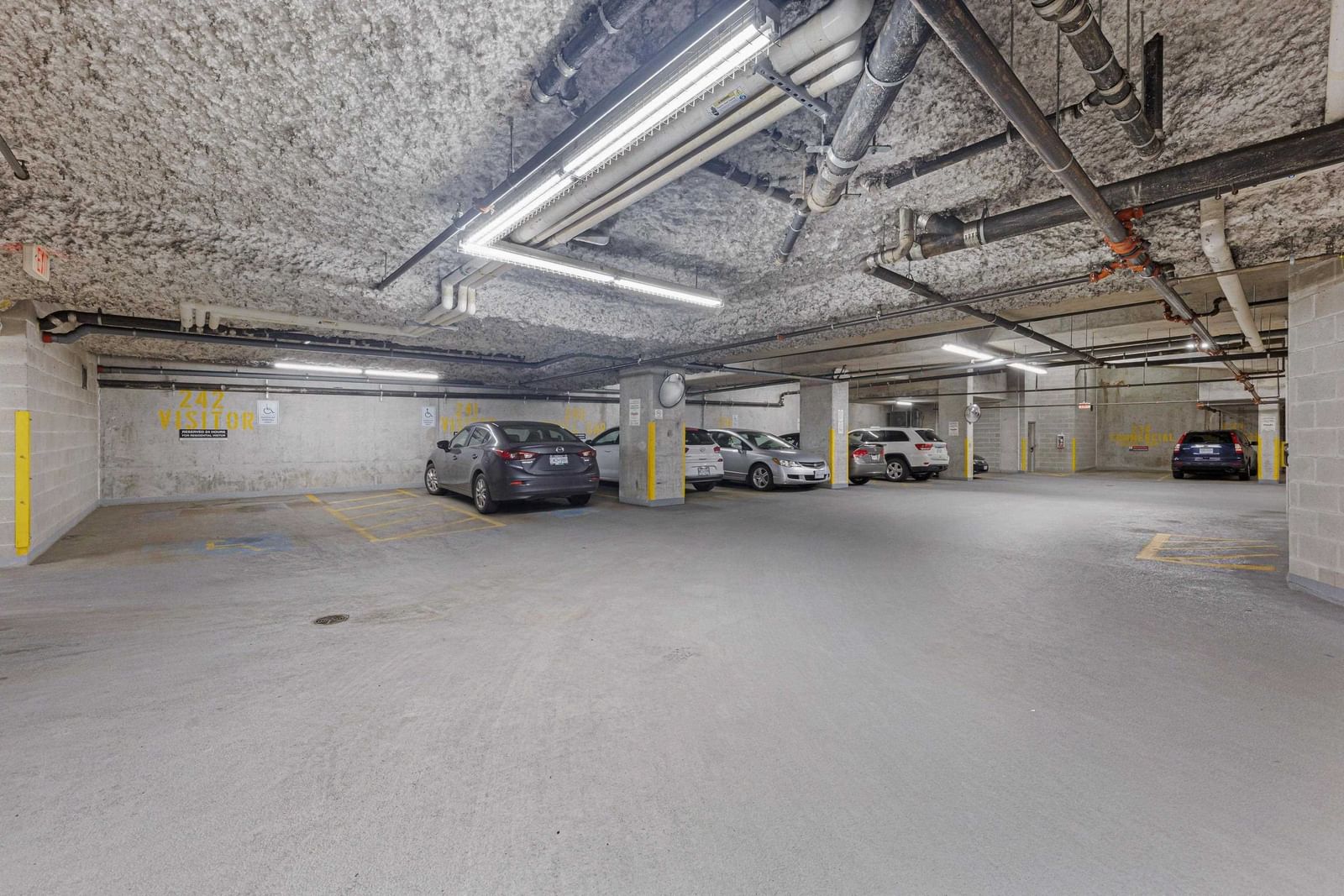 Listing Image 17