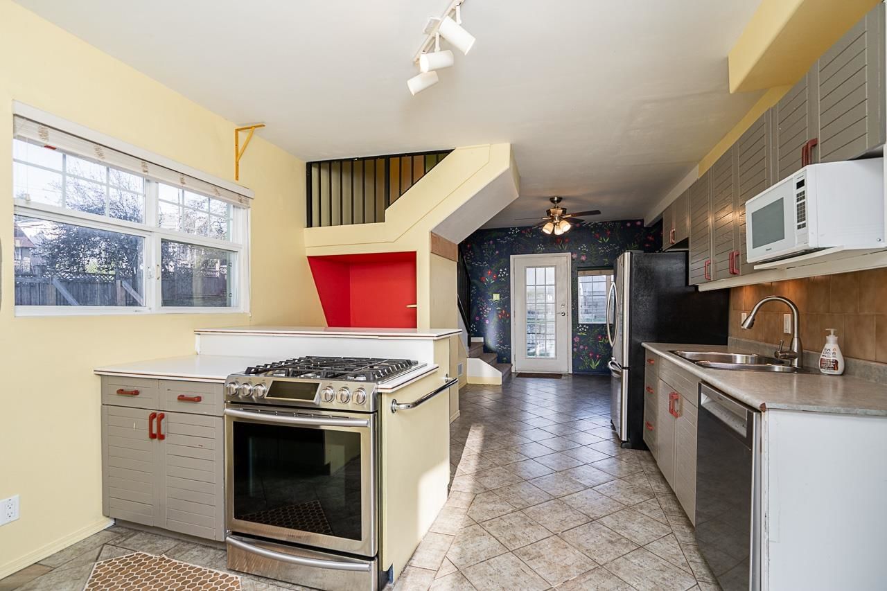 Listing Image 13