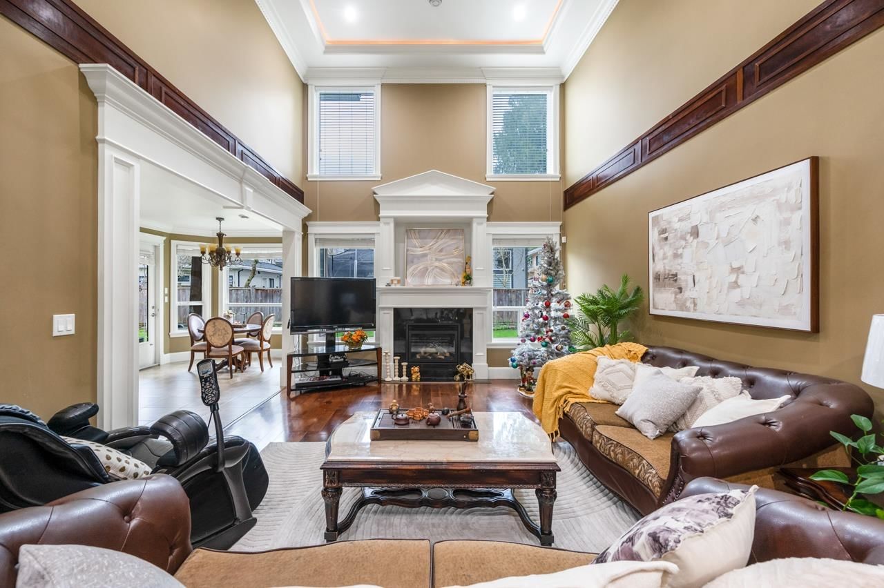 Listing Image 12