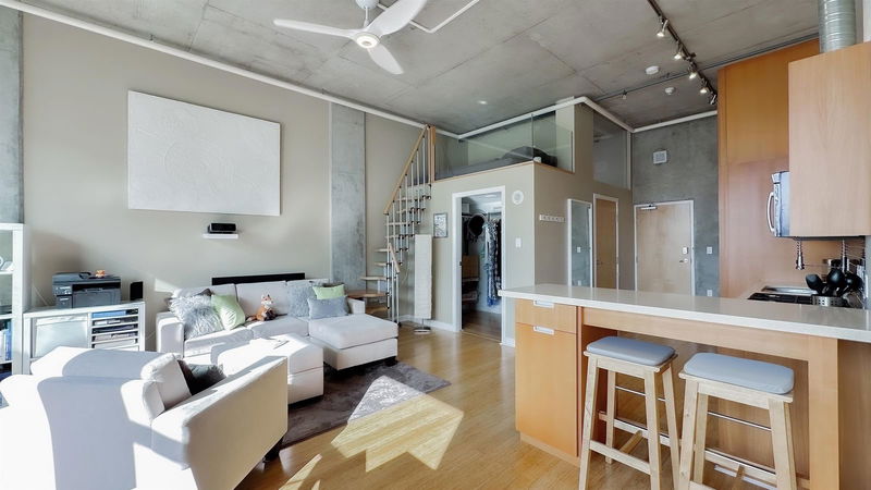 495 6th Avenue W #304, Vancouver, British Columbia
