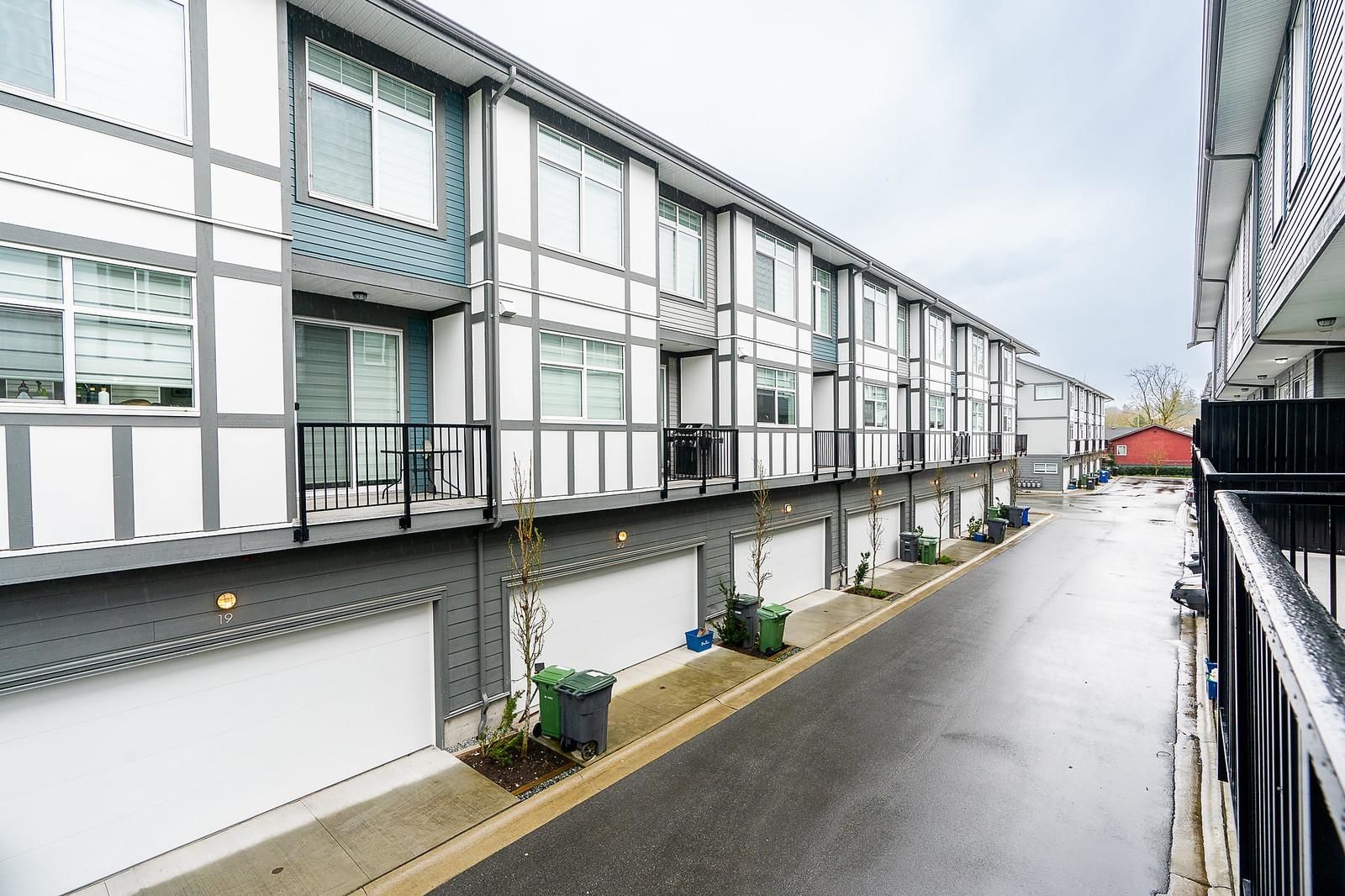 Listing Image 18