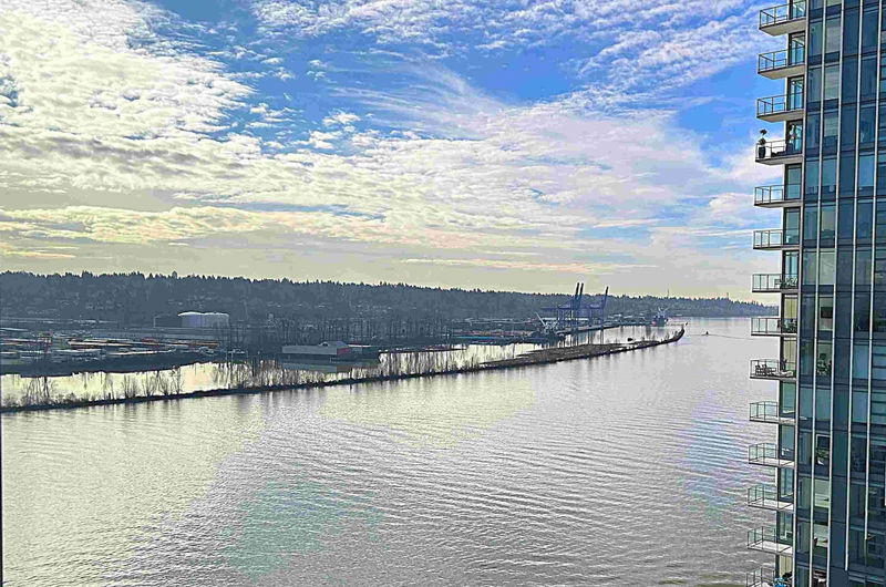 660 Quayside Drive #1404, New Westminster, British Columbia