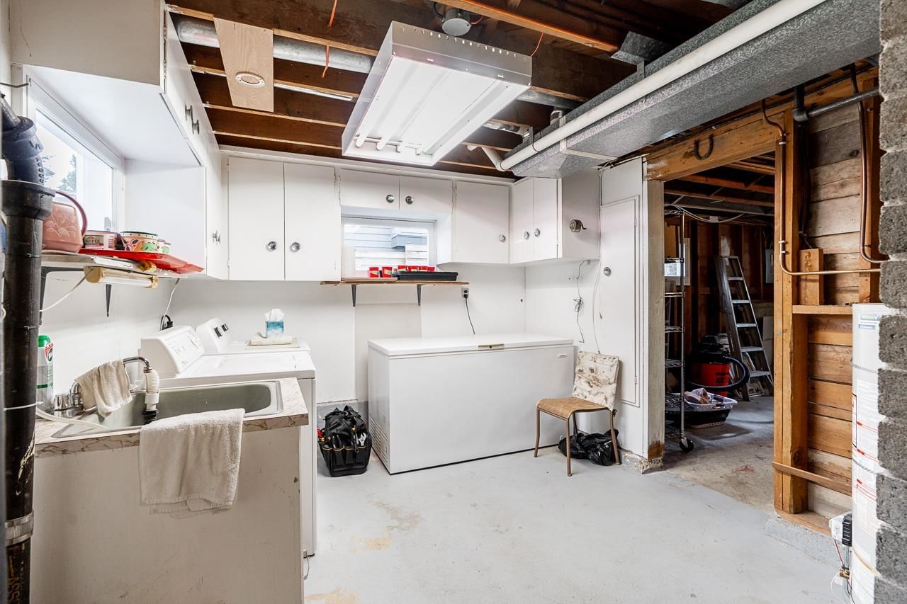 Listing Image 17