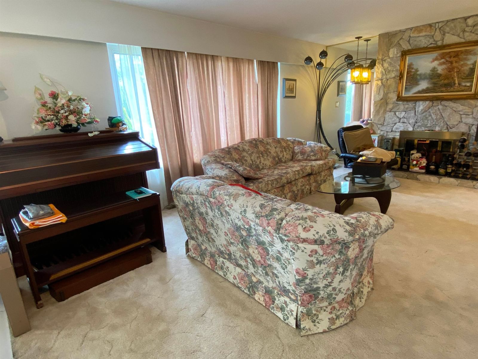 Listing Image 3