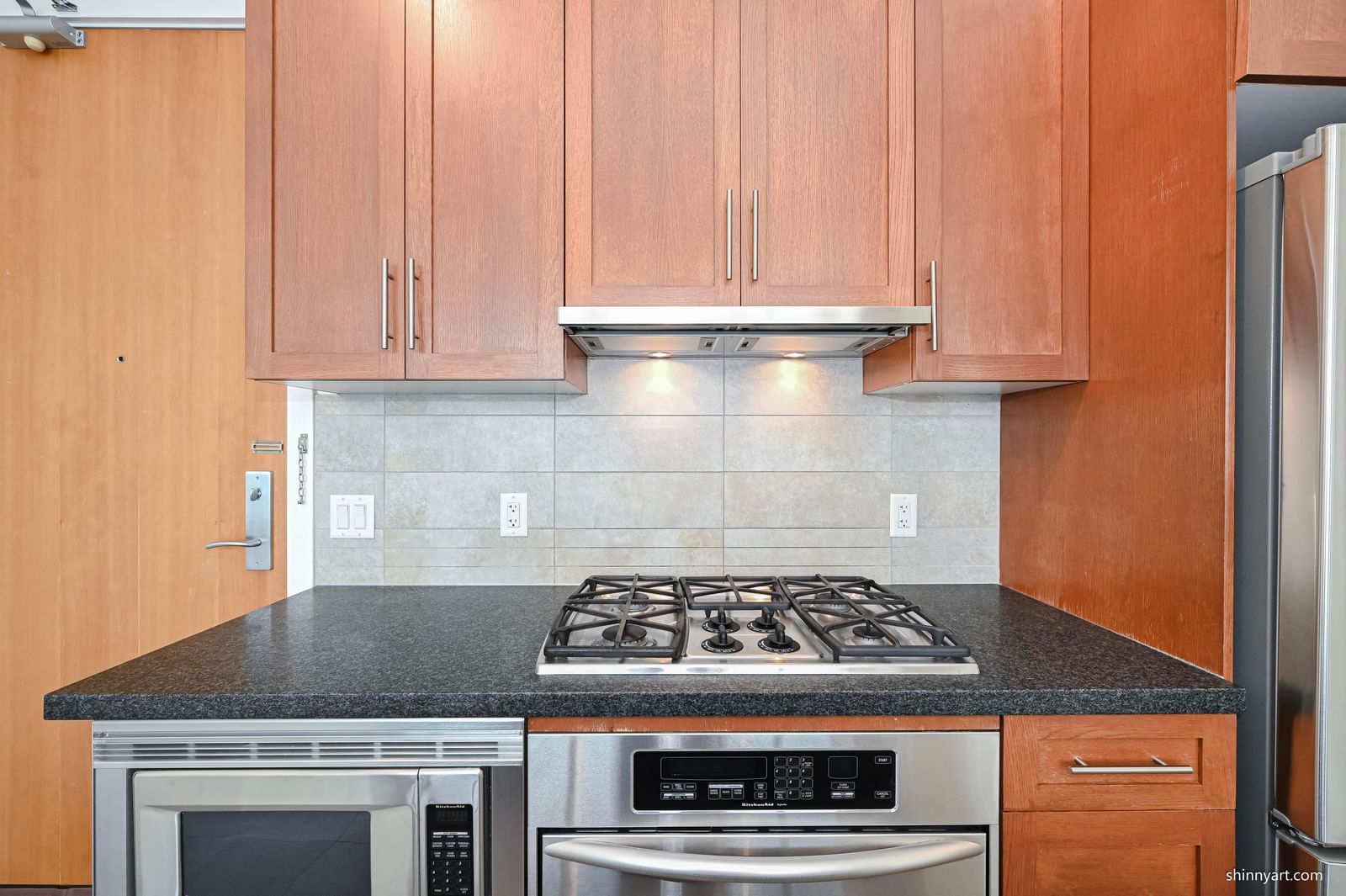 Listing Image 22