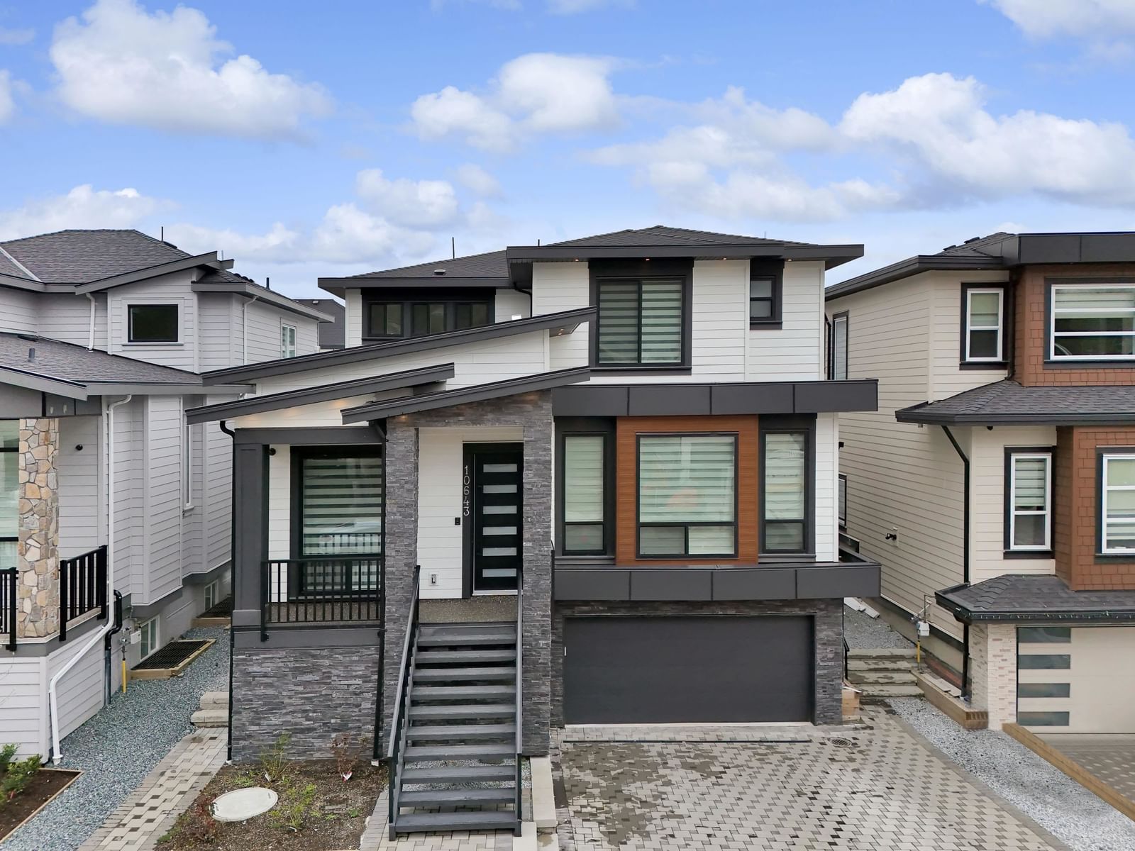 Listing Image 5