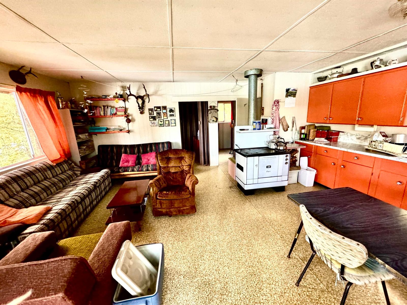 Listing Image 8