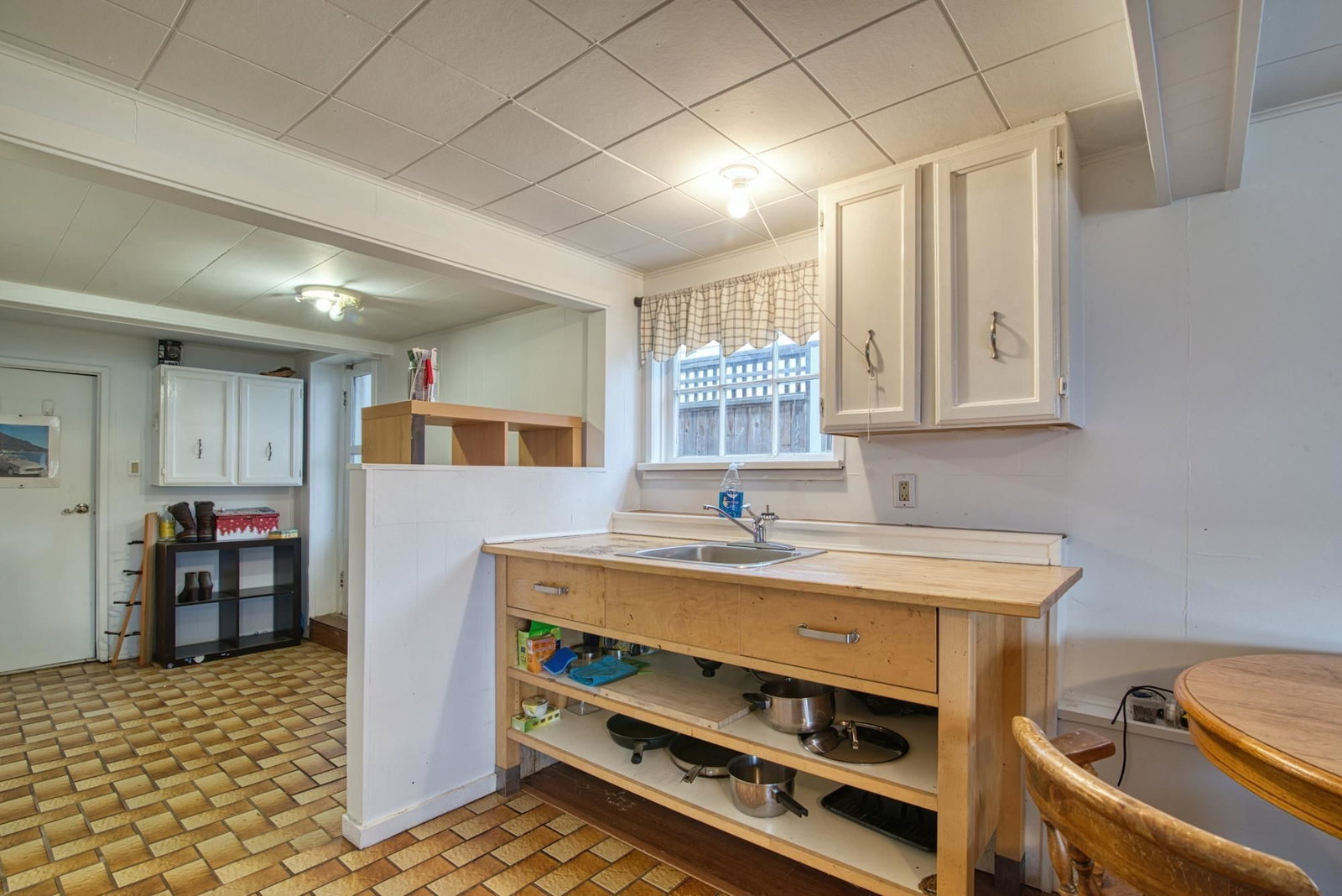 Listing Image 19