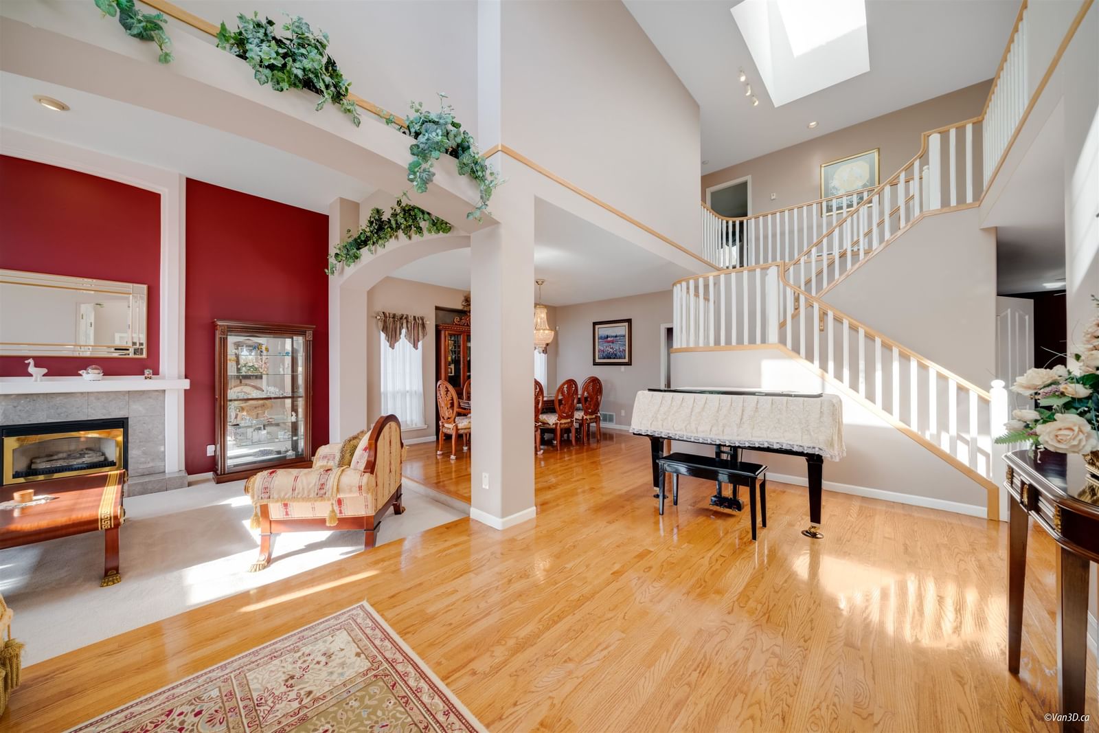 Listing Image 3