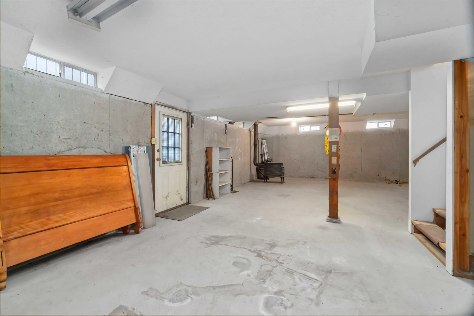 Listing Image 28