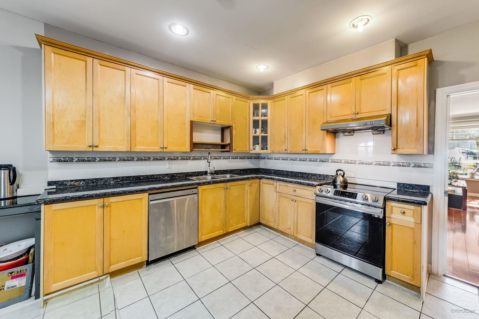 Listing Image 9