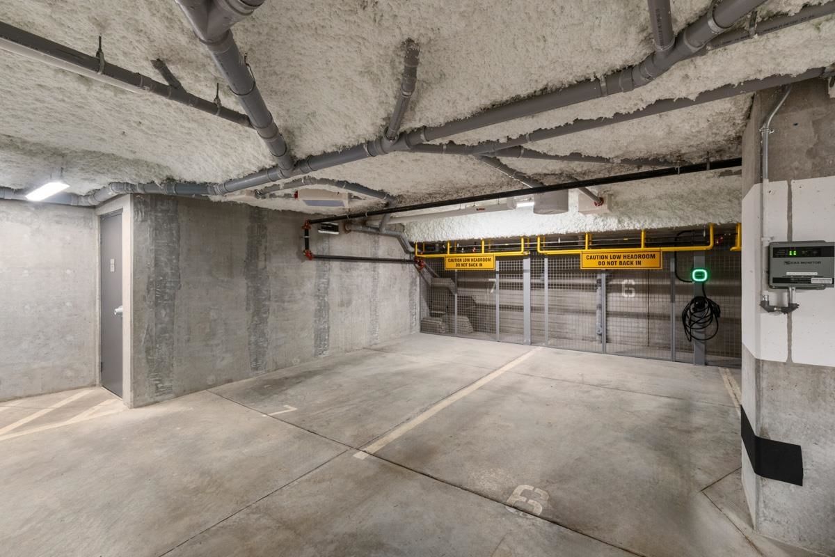 Listing Image 25
