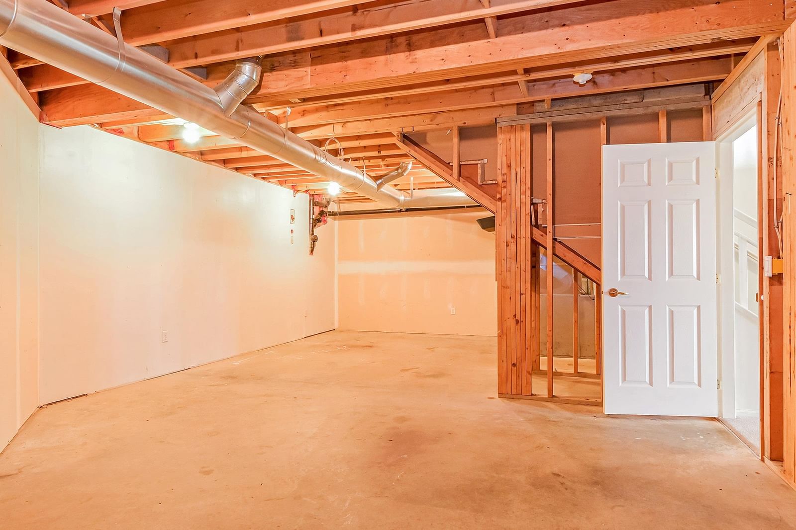 Listing Image 25