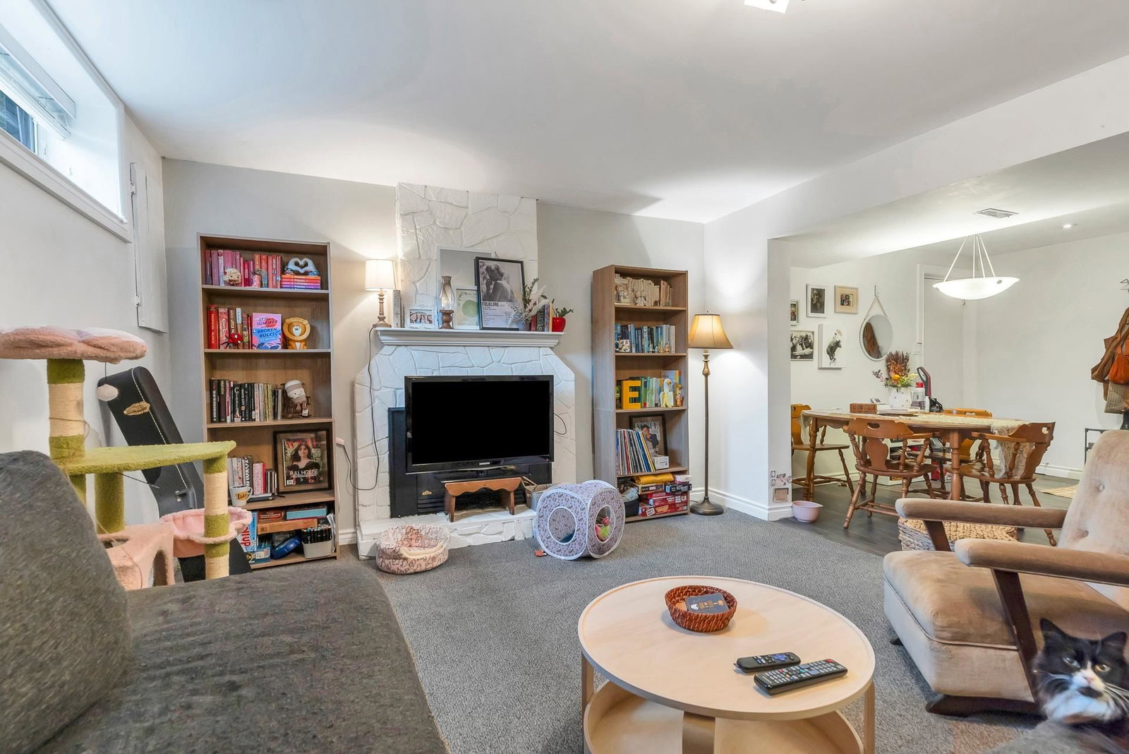 Listing Image 22