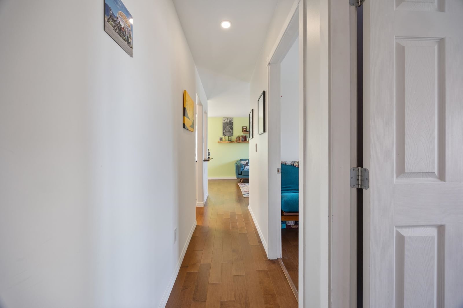 Listing Image 14