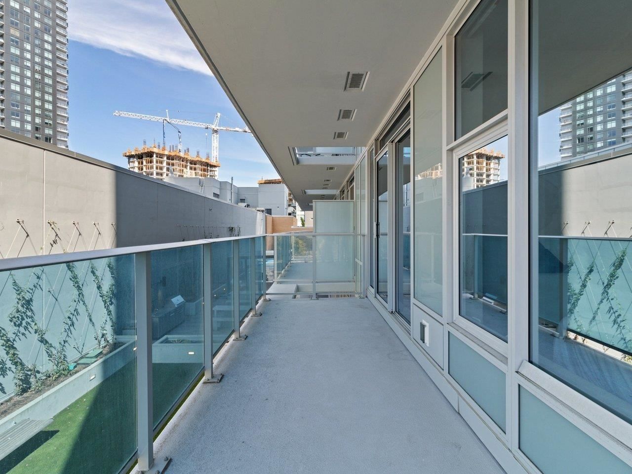 Listing Image 16