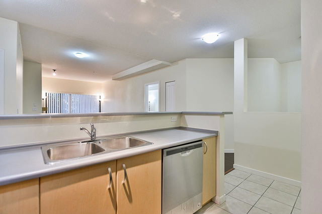 120 - 10866 City Parkway