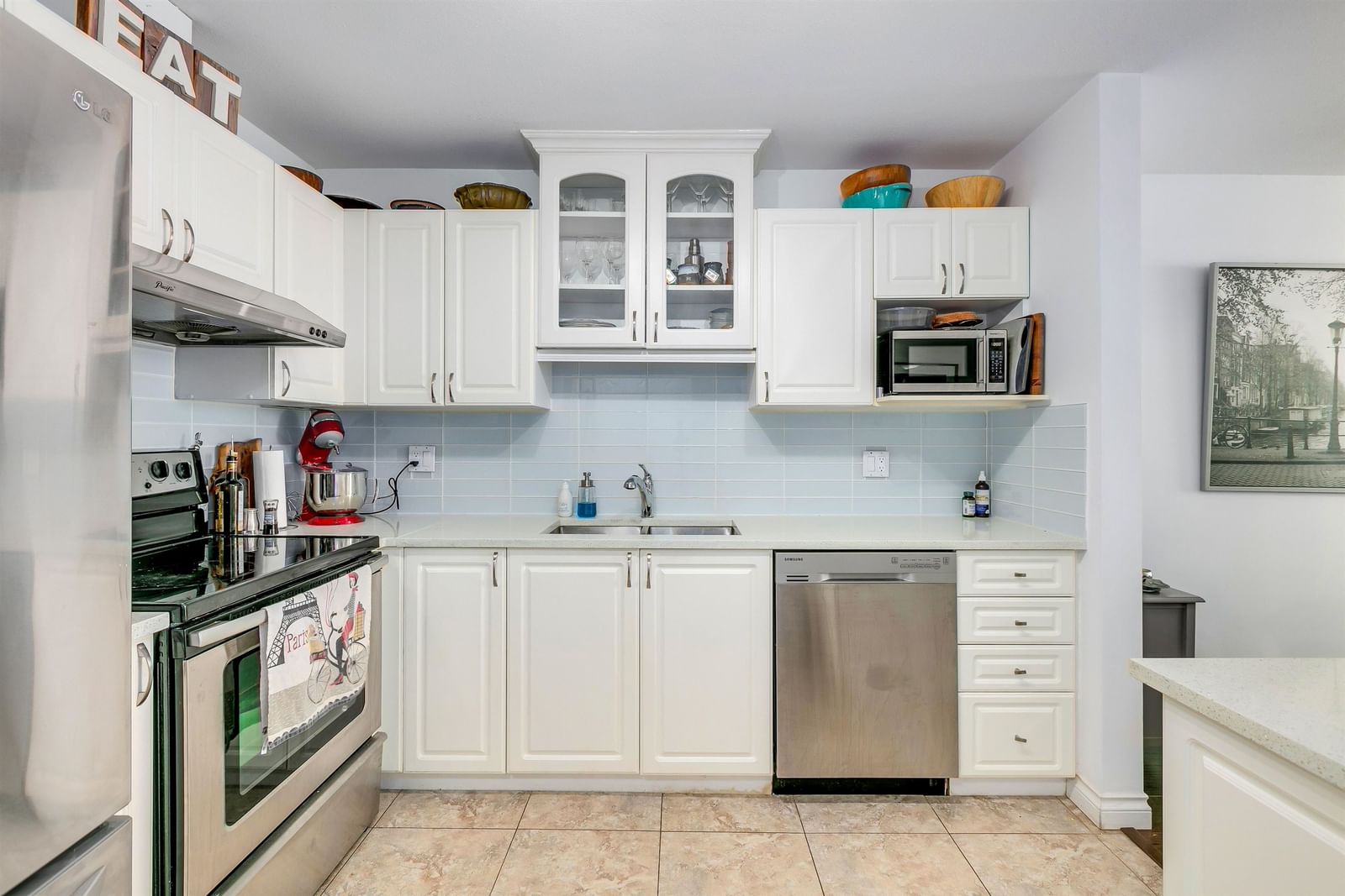 Listing Image 11
