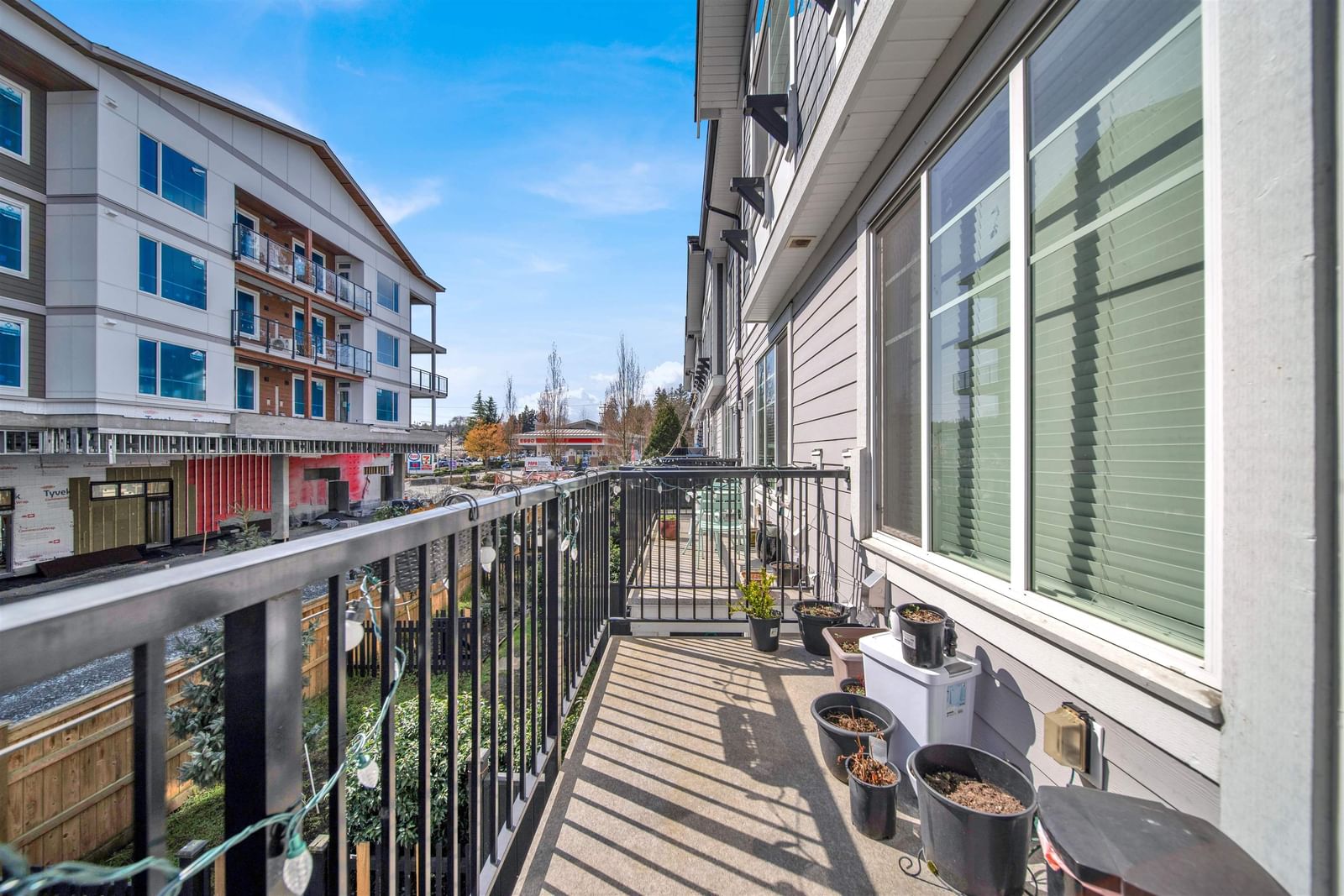 Listing Image 18