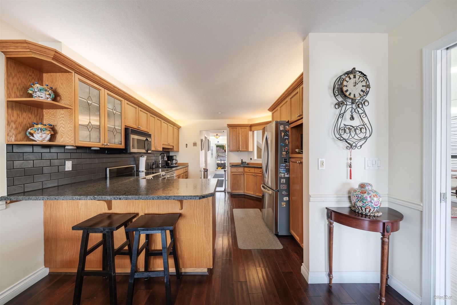 Listing Image 19
