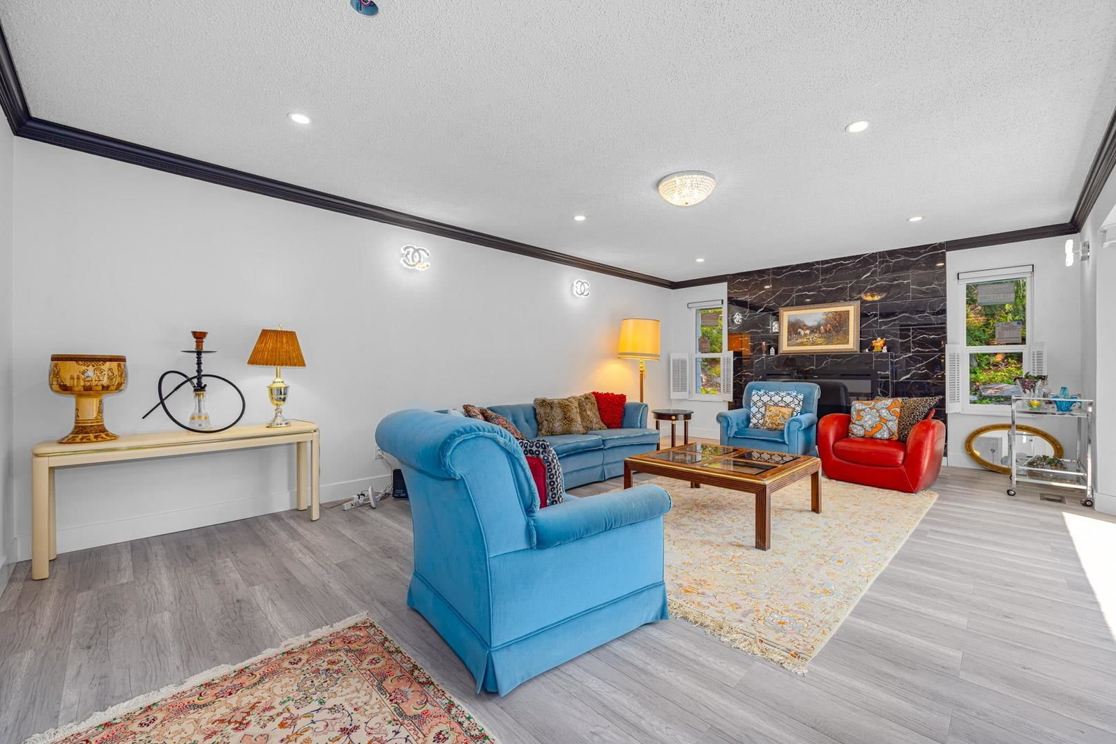 Listing Image 14