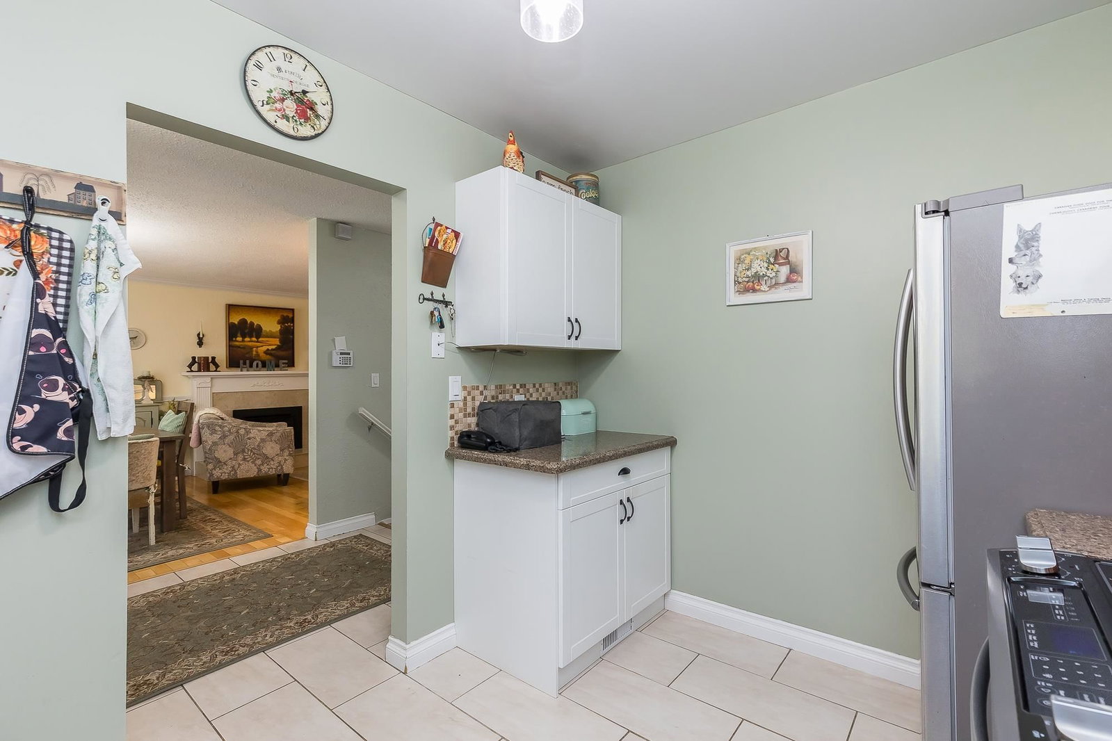 Listing Image 10