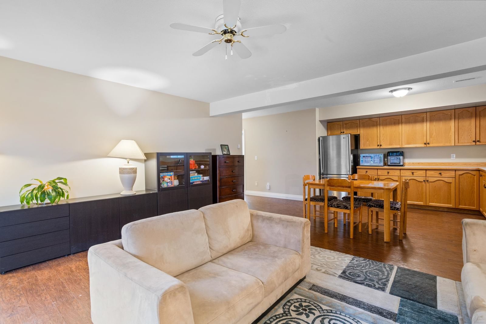Listing Image 31