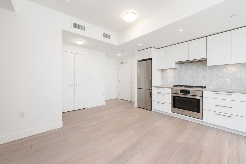 808 - 3581 Kent Avenue North Avenue, Vancouver, V5S 0H6 | Image 2