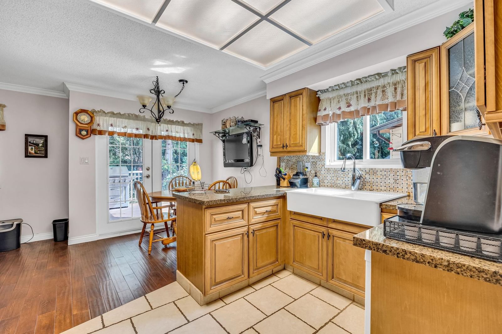 Listing Image 13