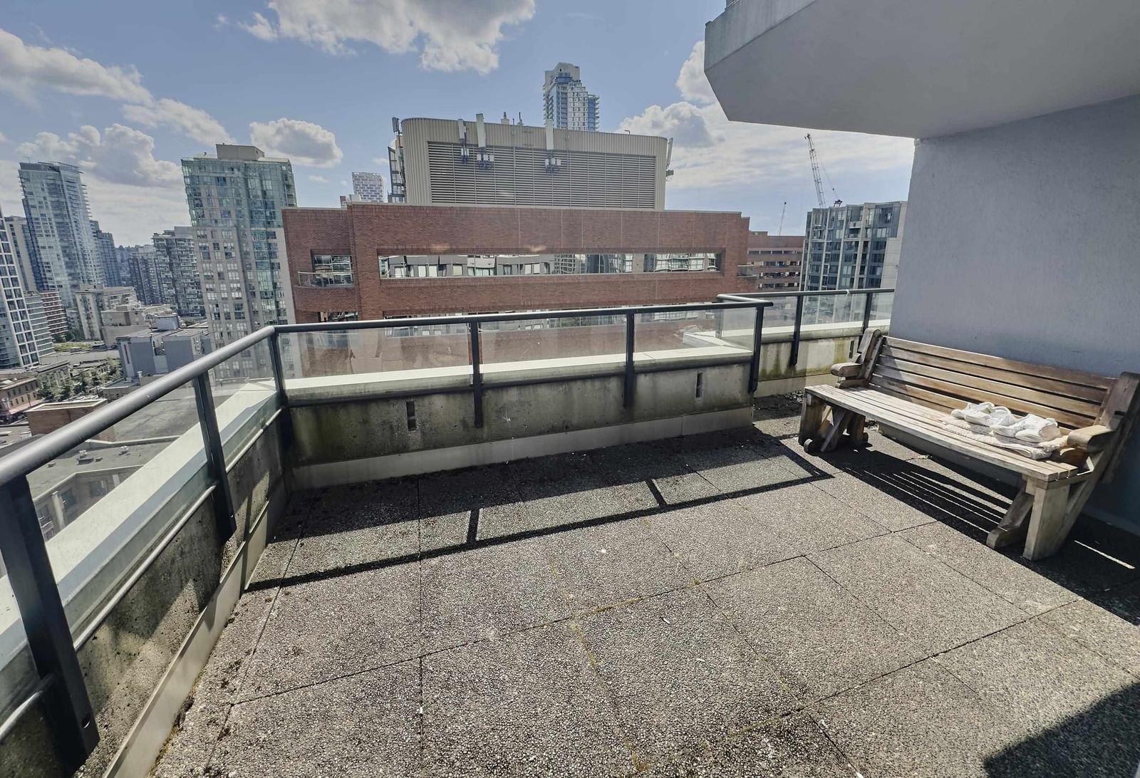 Listing Image 17