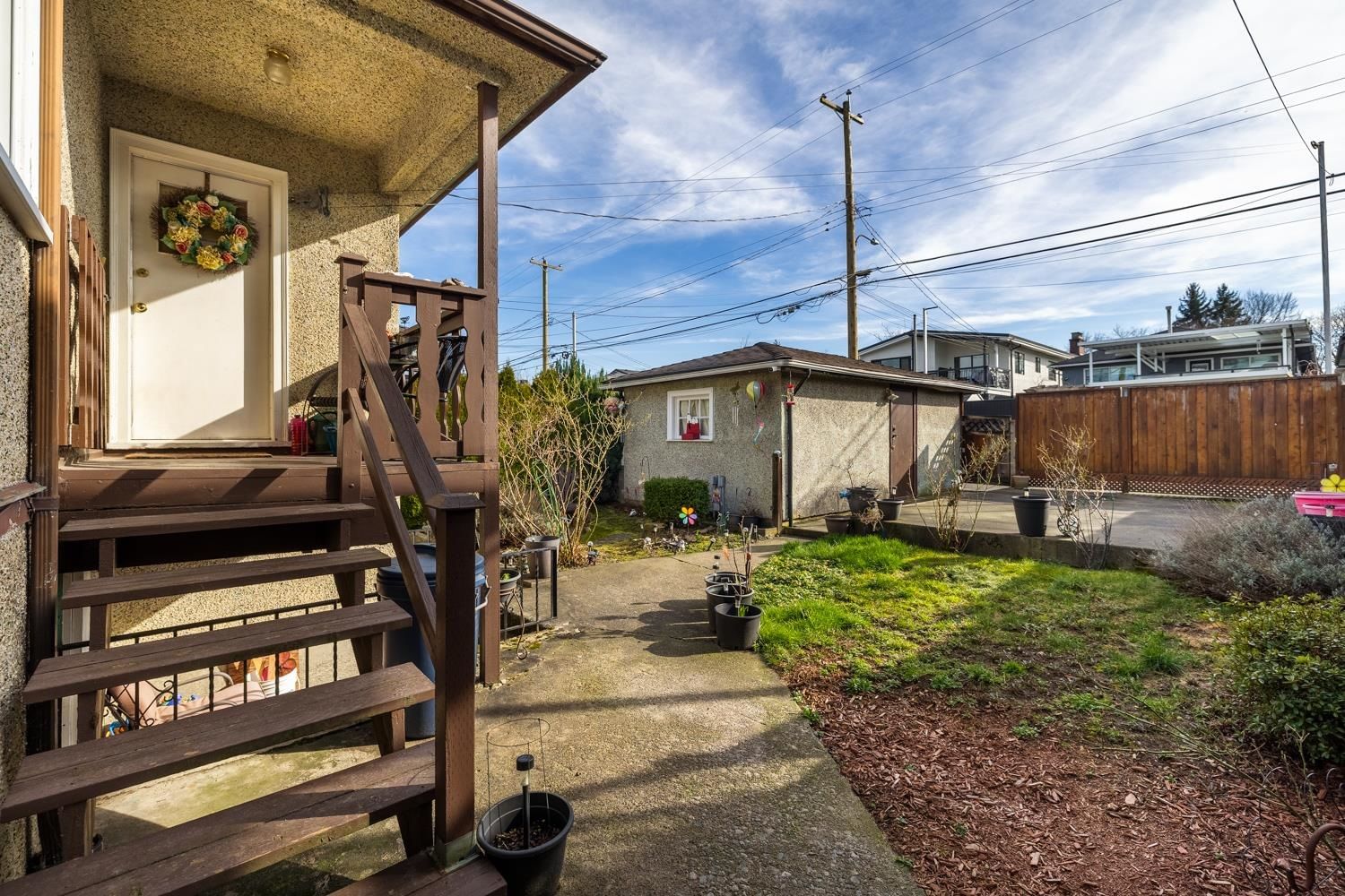 Listing Image 16