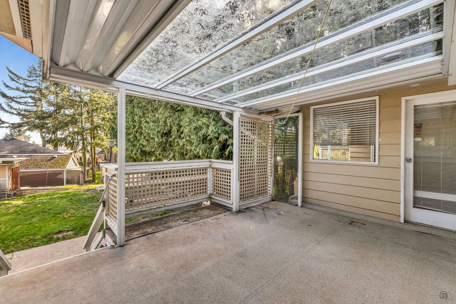 Listing Image 18