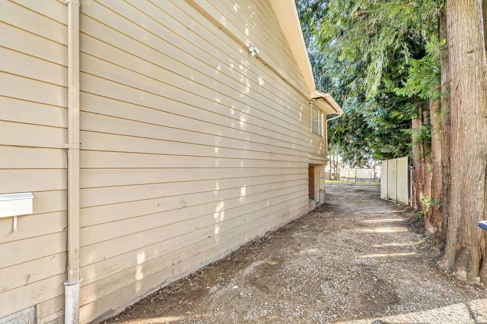 Listing Image 36
