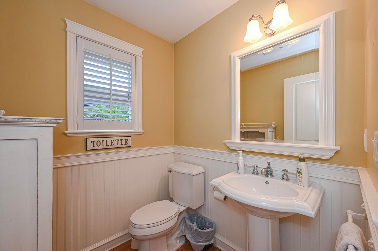 Listing Image 22
