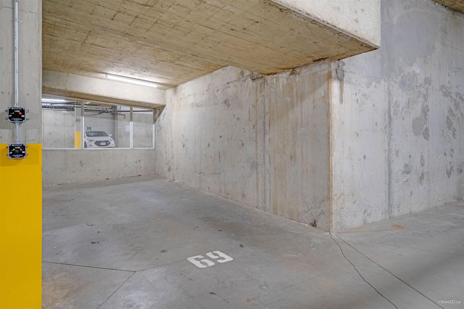 Listing Image 17