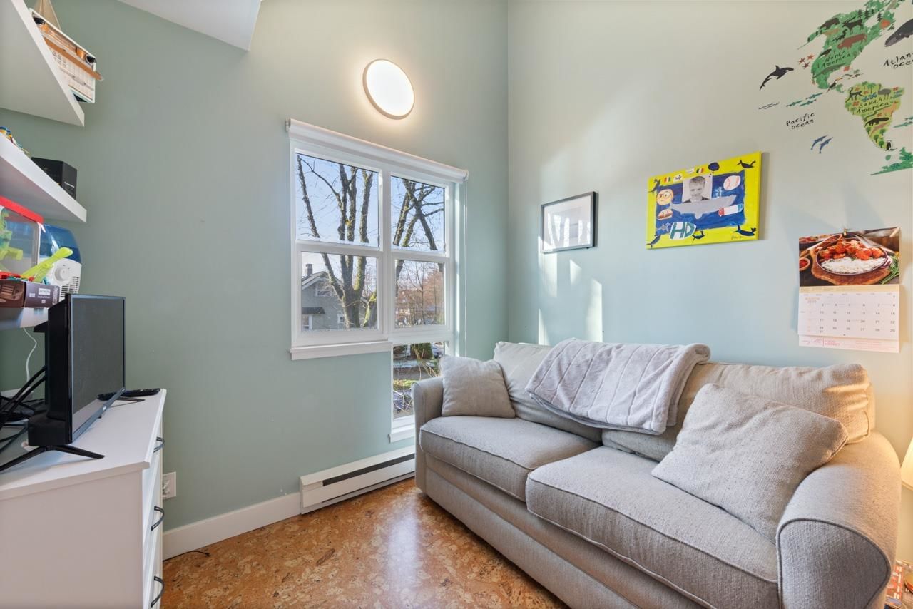 Listing Image 21