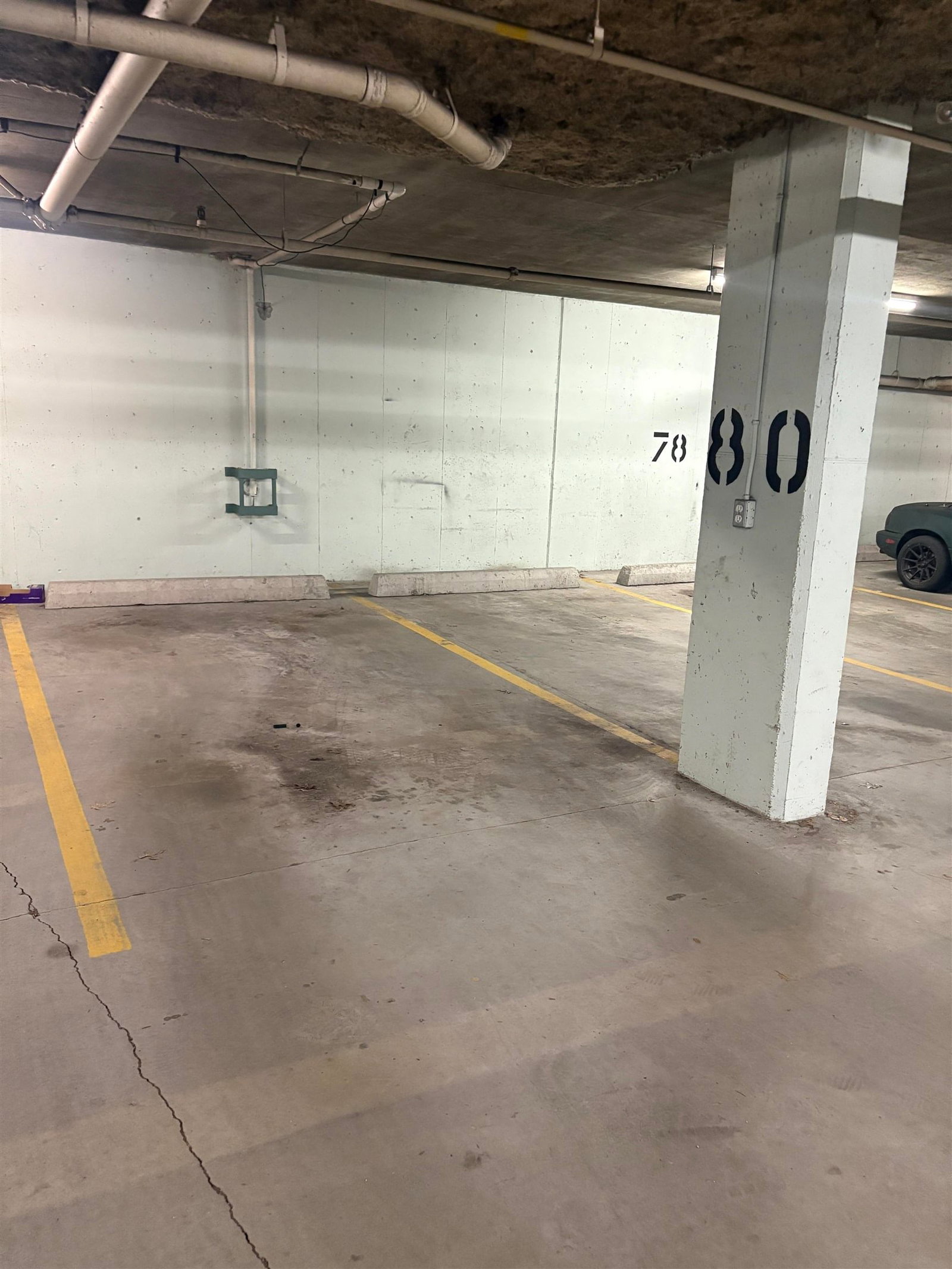 Listing Image 18