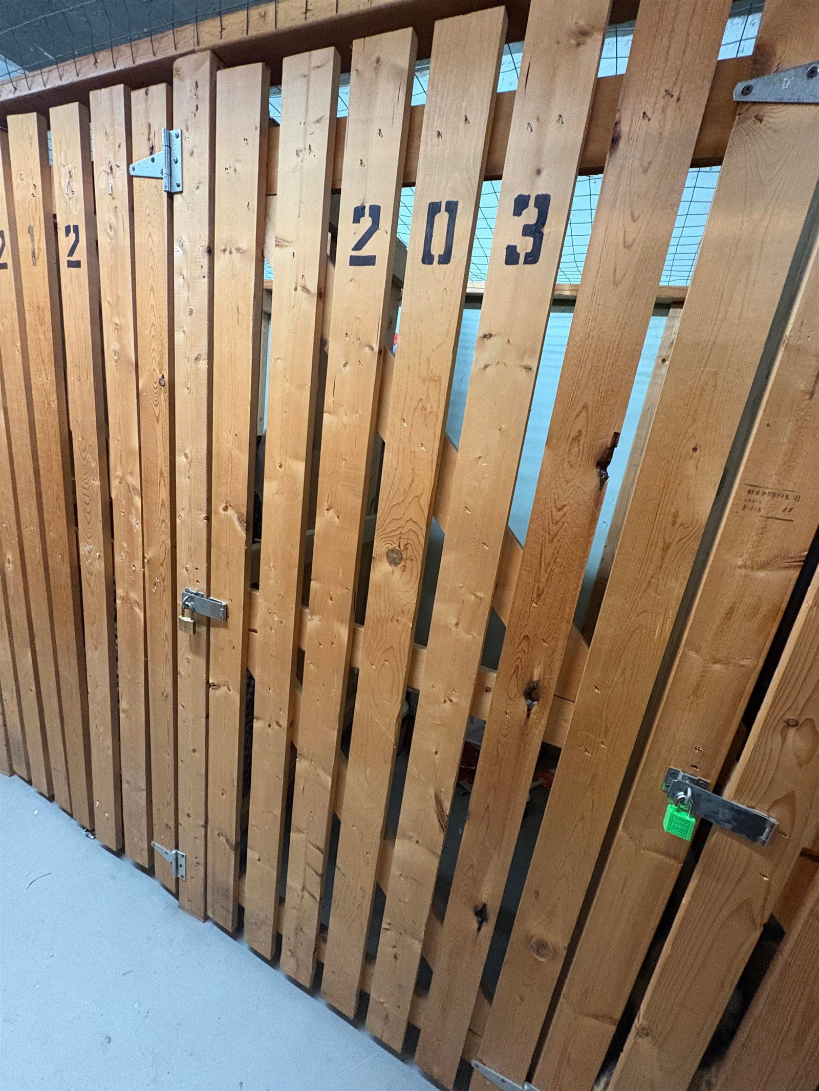 Listing Image 19