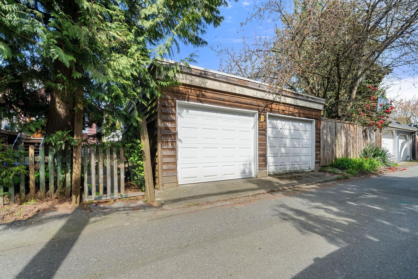 Listing Image 33